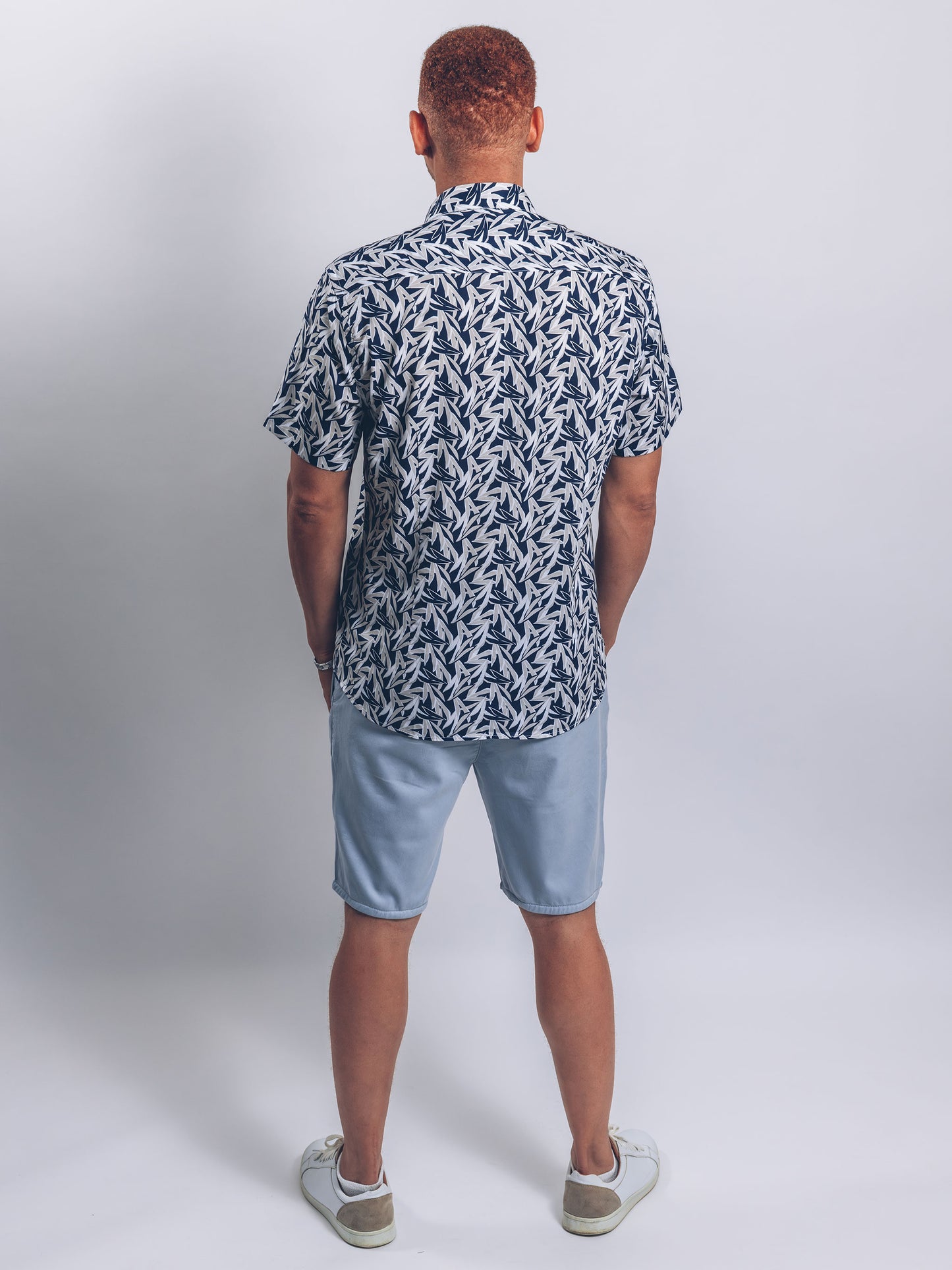 Navy & Cream Palm Short Sleeve